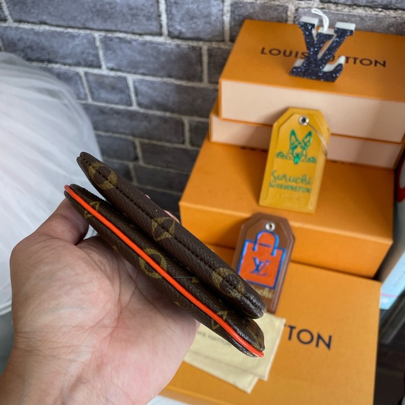 Limited Edition Authentic Louis Vuitton Perforated Key Close - Picture 11 of 15